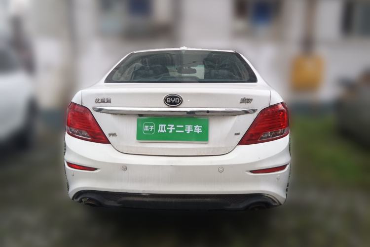 Used BYD Surui 2015 Revised Version 1.5L Manual Luxury Edition
