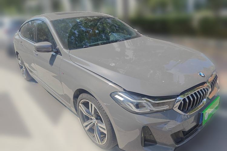 Used BMW 6 Series GT 2021 630i M Sport Package Front Right 45 Deg