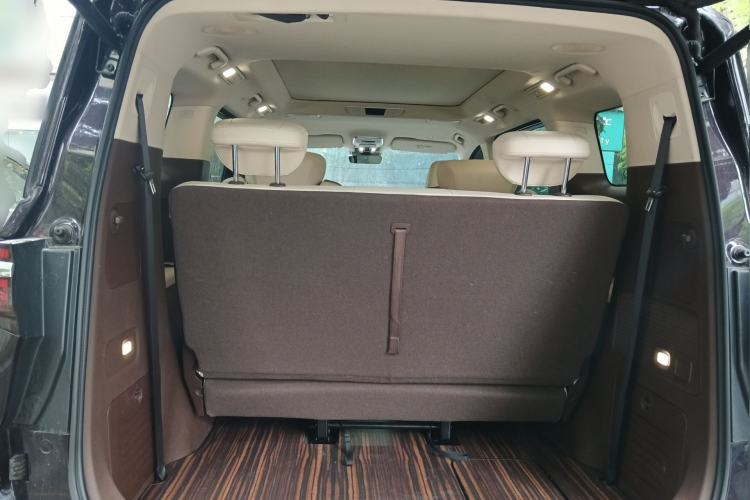 Used Bestune M9 2023 2.0T Ultimate Edition