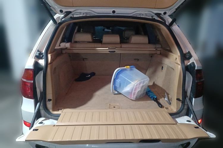 Used BMW X5 2011 xDrive35i Leading Model

