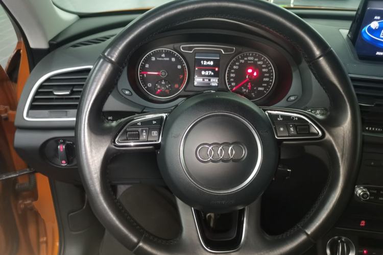 Used Audi Q3 2015 35 TFSI quattro Technology Edition Steering Wheel