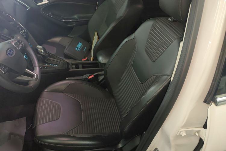 Used Ford Focus 2020 Hatchback Classic 1.5L Automatic Trendy Model