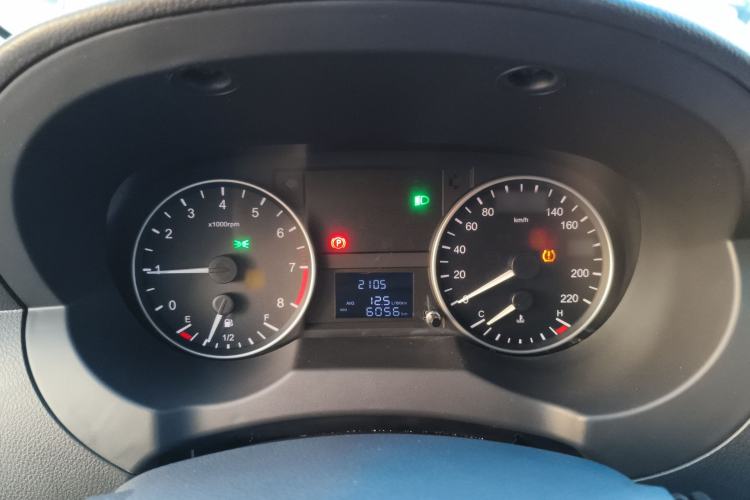 Used JAC Refine M3 2023 1.8L 7/8-Seater Comfort Edition