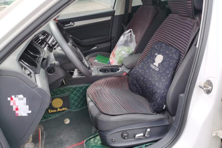 Used Volkswagen Lamando 2017 230TSI DSG Fashion Edition Left Front Seat