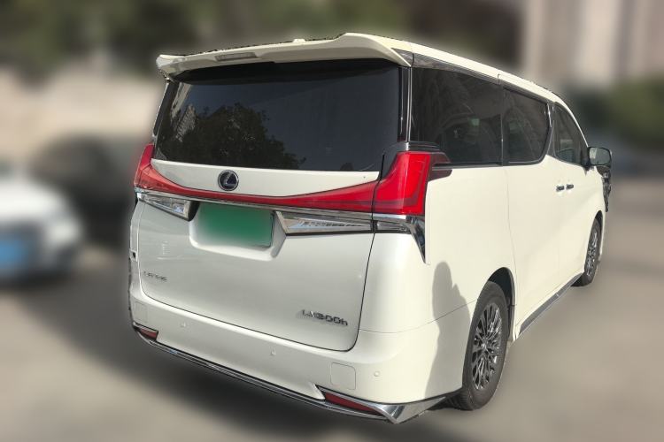 Used Lexus LM 2020 300h Seven-Seat Elegant Edition
