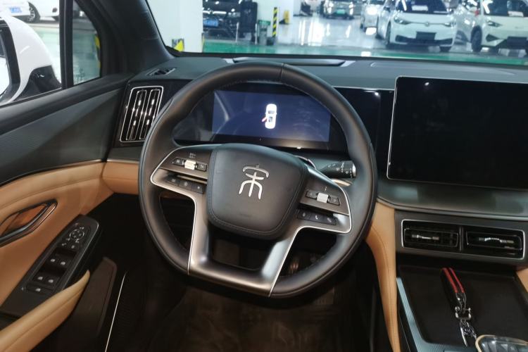 Used BYD Song L DM-i 2024 112 km Leading Edition Steering Wheel