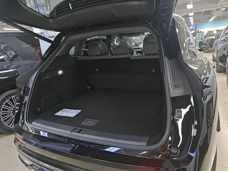 Used Zeekr 7X 2026 75kWh Rear-Drive MAX Edition — 18