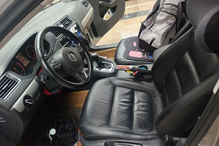 Used Volkswagen Sagitar 2012 1.4TSI Automatic Luxury Edition