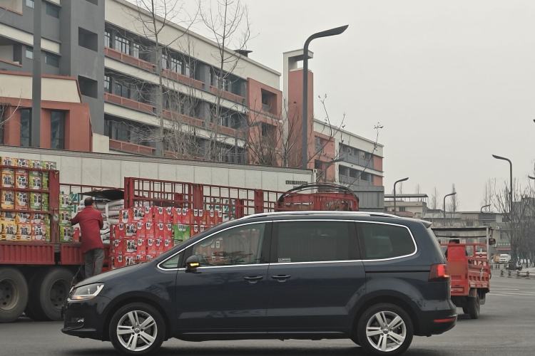 Used Volkswagen Sharan 2016 380TSI Comfort Edition 7-Seater