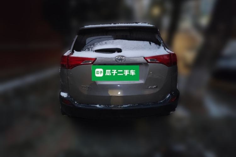 Used Toyota RAV4 2015 2.0L CVT Two-Wheel Drive Fashion Edition