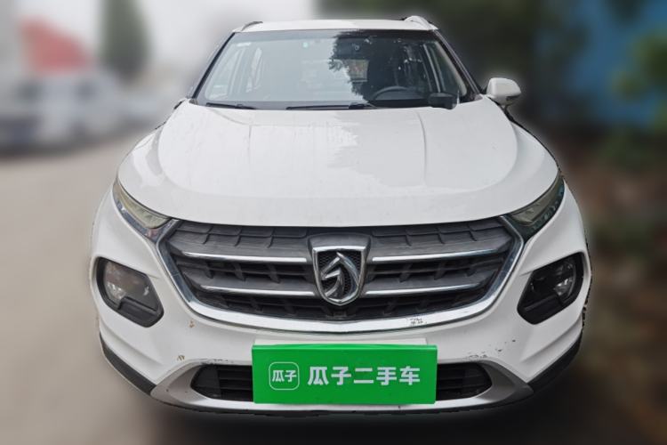Used Baojun 510 2017 1.5L Manual Fashion Model
