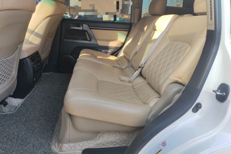 Used Toyota Land Cruiser 2010 4.7L Automatic VX
