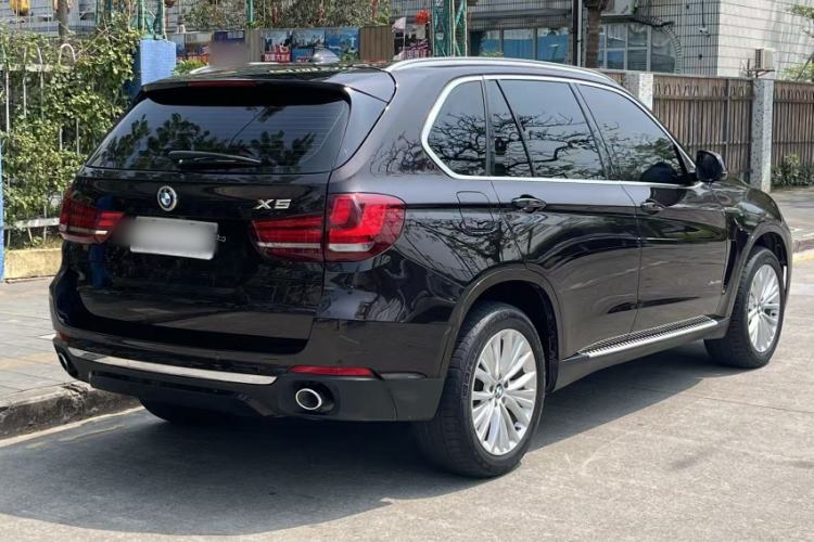 Used BMW X5 2017 xDrive28i
