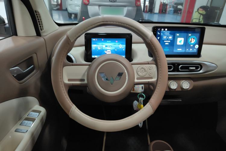 Used Wuling Hongguang MINIEV 2025 Four-Door Version Advanced Edition