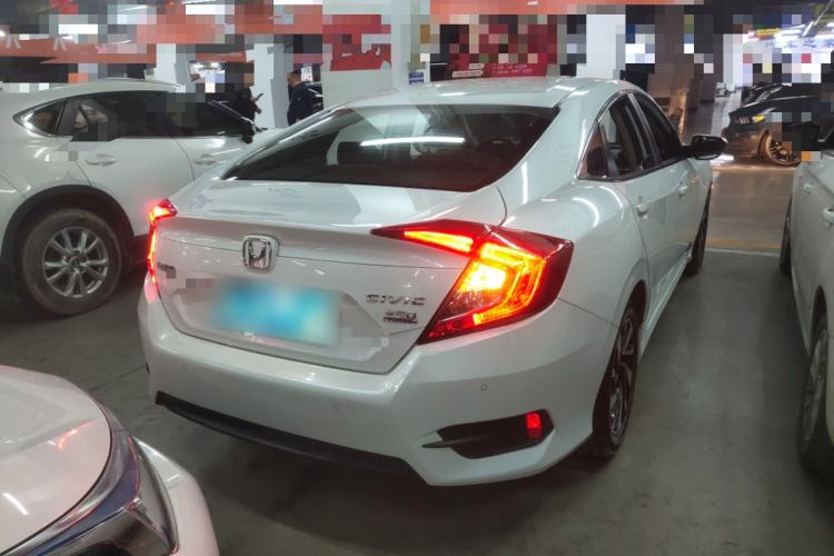 Used Honda Civic 2016 220TURBO CVT Luxury Edition Rear Right 45 Deg