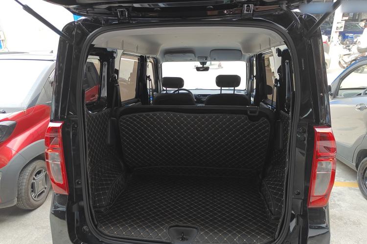Used Wuling Zhiguang New Energy 2025 Comfort Model Trunk