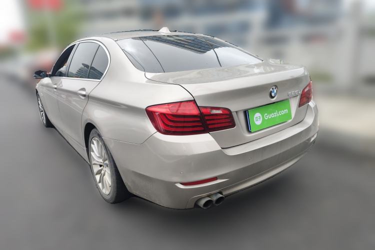 Used BMW 5 Series 2014 520Li Elegant Model Rear Left 45 Deg