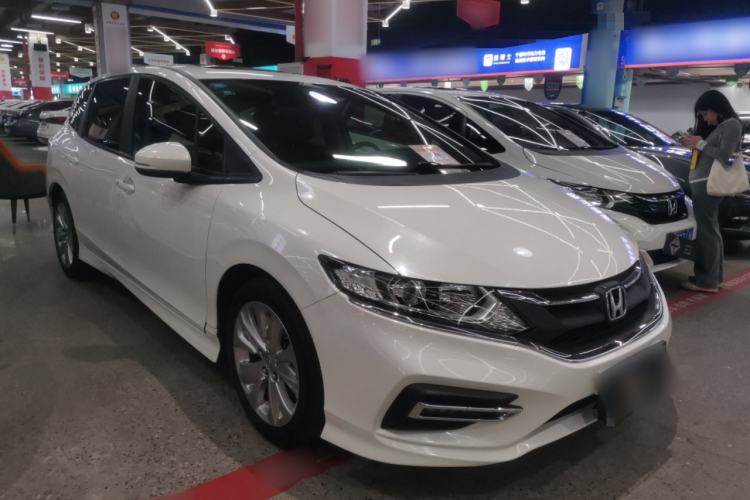 Used Honda Jade 2017 1.8L automatic Comfort version 5 seats