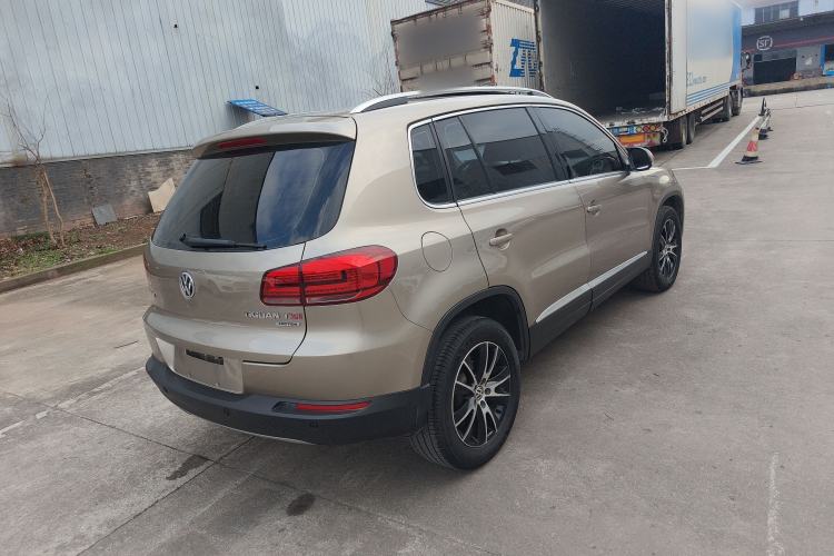 Used Volkswagen Tiguan L 2015 1.8TSI Automatic All-Wheel-Drive Luxury Model