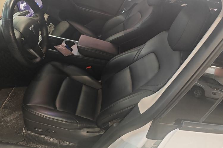 Used Tesla Model Y 2021 Standard Range Rear-Wheel Drive Version
