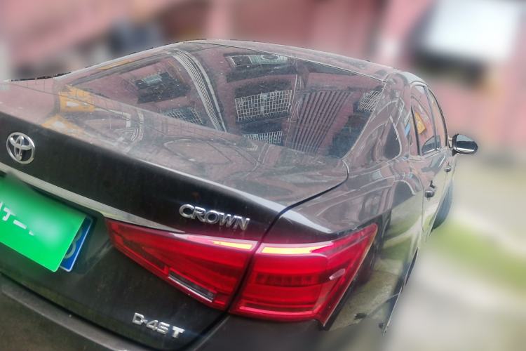 Used Toyota Crown 2018 2.0T Fashion Edition Rear Right 45 Deg