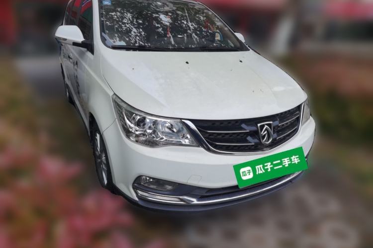 Used Baojun 730 2016 1.5L Manual Comfort Version 7 Seats China V Emission Standard Front Right 45 Deg