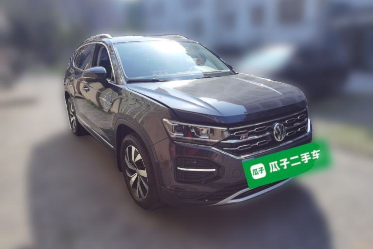 Used Volkswagen Tayron 2020 330TSI Two-Wheel Drive Luxury Smart Connectivity Version Front Right 45 Deg