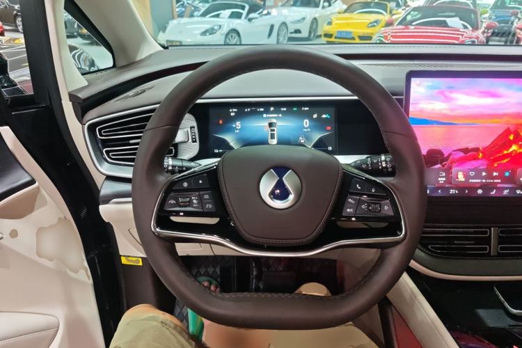 Used Denza D9 2024 DM-i 980 Four-Wheel Drive Prestige Model