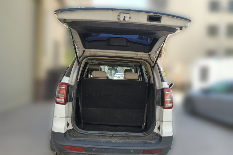 Used HYOSOW S3 2017 1.5L Manual Luxury Model Trunk