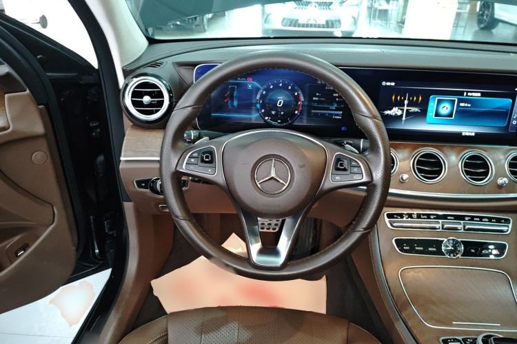 Used Mercedes-Benz E-Class 2018 E 300 L Luxury Model
