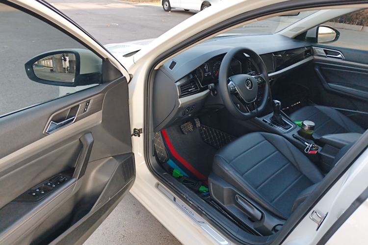 Used Volkswagen Lavida 2021 1.5L Automatic Comfort Edition Driver Seat