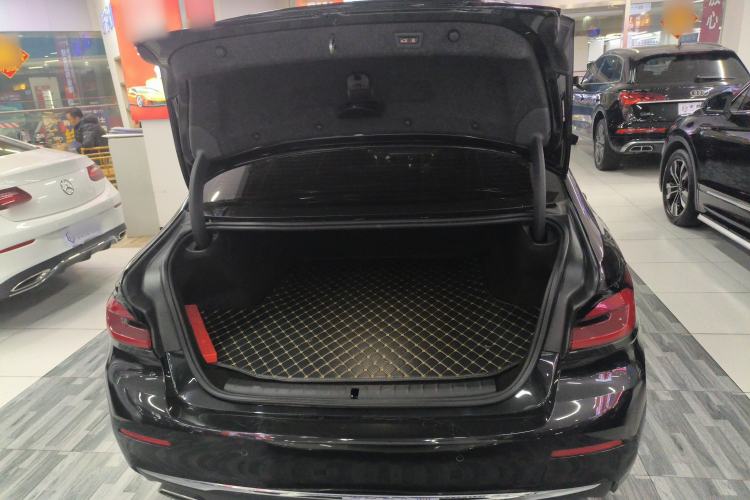 Used BMW 5 Series New Energy 2022 535Le Luxury Package
