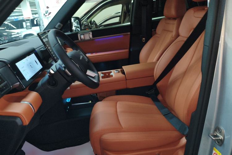 Used Formula Leopard Tai 7 2025 Model 190 km Four-Wheel Drive Ultra Edition
