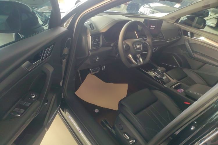 Used Audi Q5L 2025 quattro 45th Anniversary Edition 45 TFSI Luxury Dynamic Model