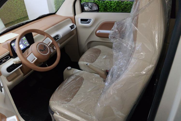 Used Wuling Hongguang MINIEV 2024 3rd Generation 215km Youth Edition
