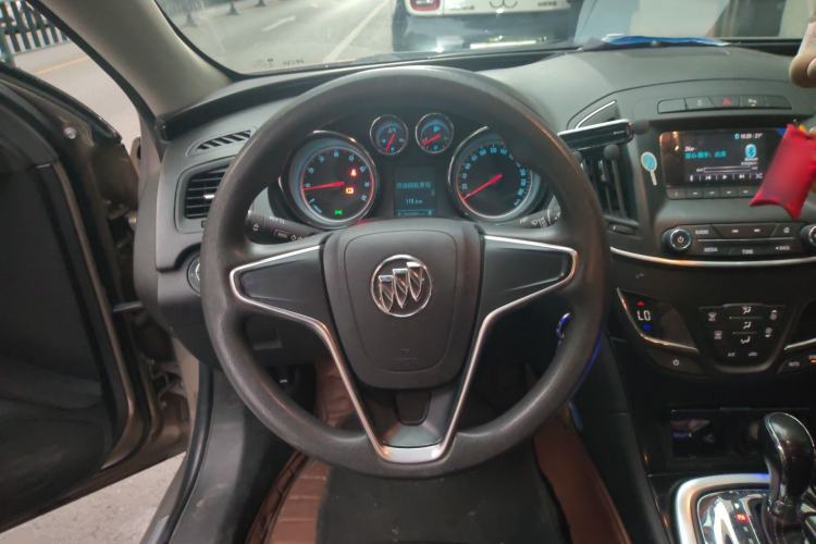 Used Buick Regal 2015 1.6T Leading Technology Model Steering Wheel