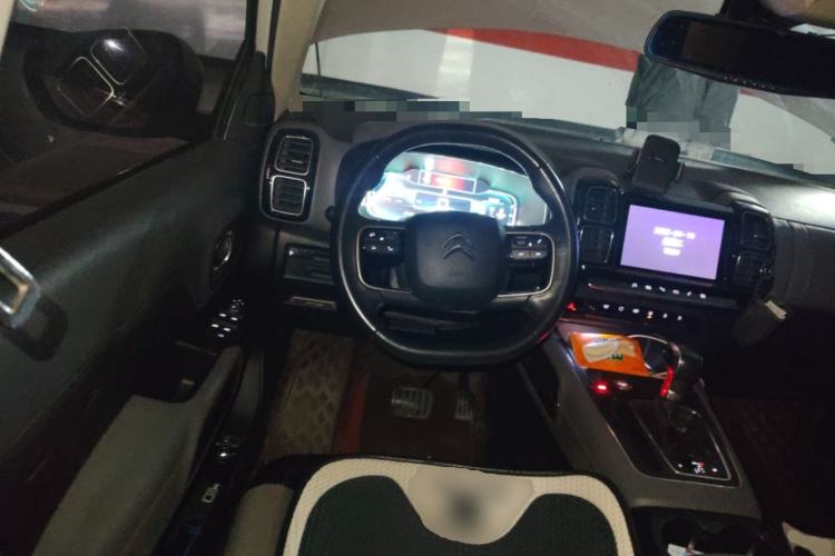 Used Citroen C5 AIRCROSS 2017 350THP Fashion Edition Steering Wheel