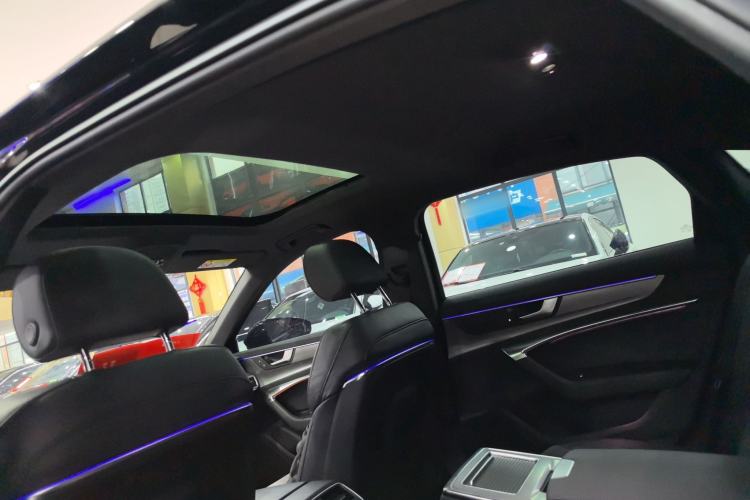 Used Audi A6L 2022 40 TFSI Luxury Dynamic Model Headliner