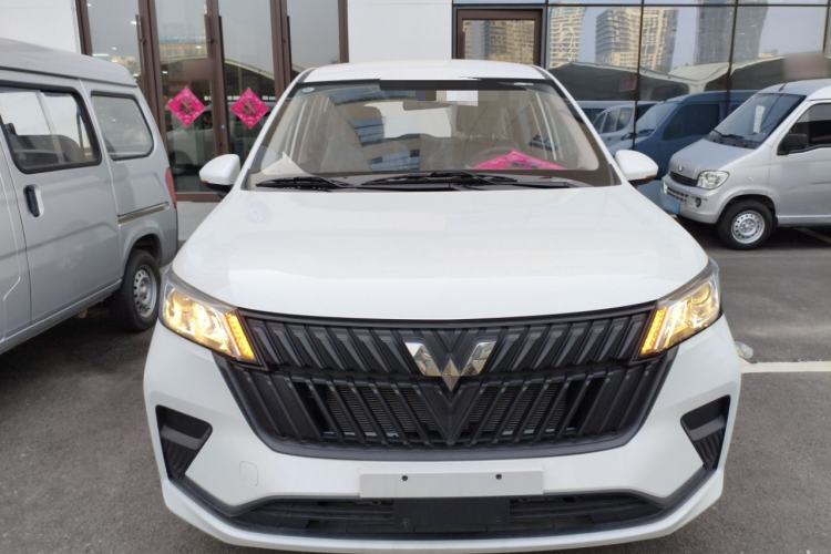 Used Wuling Jiachen 2022 1.5L Manual Enjoyment Elite Model Front