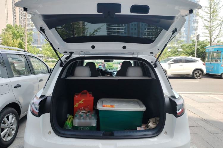 Used Geely Galaxy Geome 2025 410 km Free Version Trunk