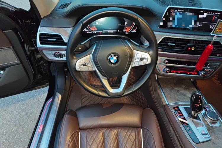 Used BMW 7 Series 2021 740Li Leading Edition Luxury Package Steering Wheel