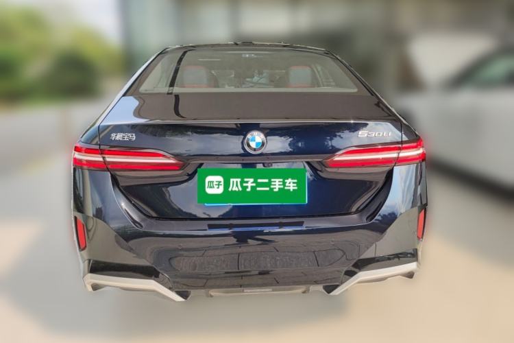 Used BMW 5 Series 2025 530Li Luxury Edition M Sport Package Rear