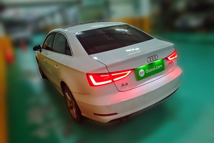 Used Audi A3 2014 Limousine 35 TFSI Automatic Comfort Model
