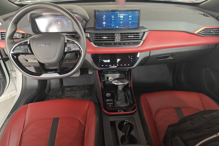 Used Dongfeng Aeolus Yixuan 2022 230T Automatic Adaptive-Beam Knight Edition