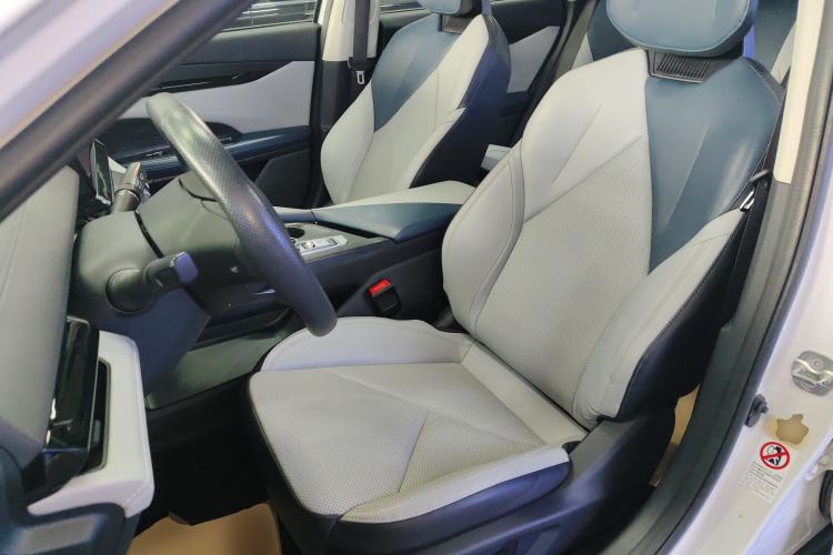 Used CHANGAN UNI-V iDD 2023 ZhiDian iDD 1.5T 113km Smart & Fun Version
