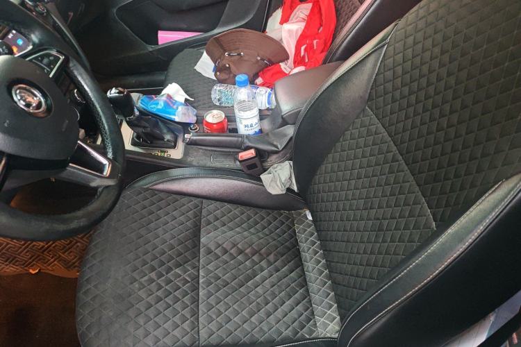 Used Skoda Octavia 2018 1.6L Automatic Luxury Edition Left Front Seat