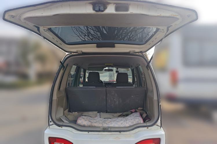 Used Suzuki Wagon R 2011 e 1.4L Manual Standard Model 1
