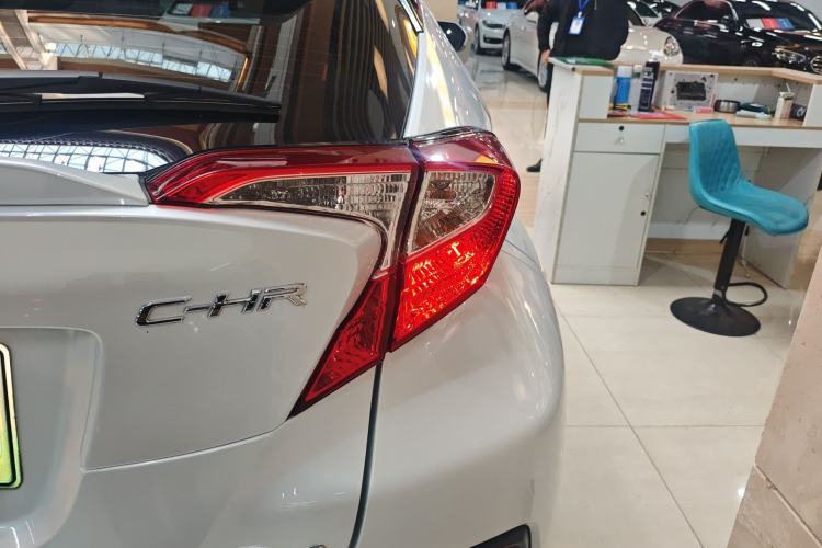 Used Toyota C-HR EV 2020 Leading Edition