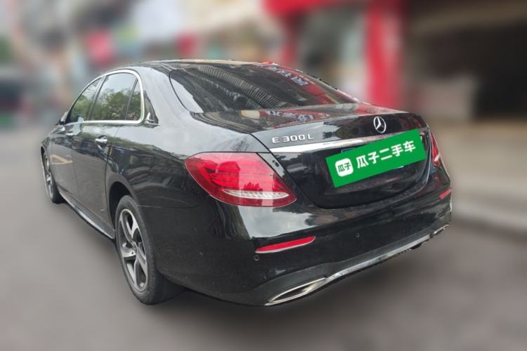 Used Mercedes-Benz E-Class 2019 E 300 L Sporty and Stylish Model
