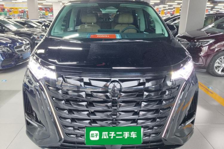 Used Denza D9 2024 DM-i 980 Four-Wheel Drive Prestige Model Front